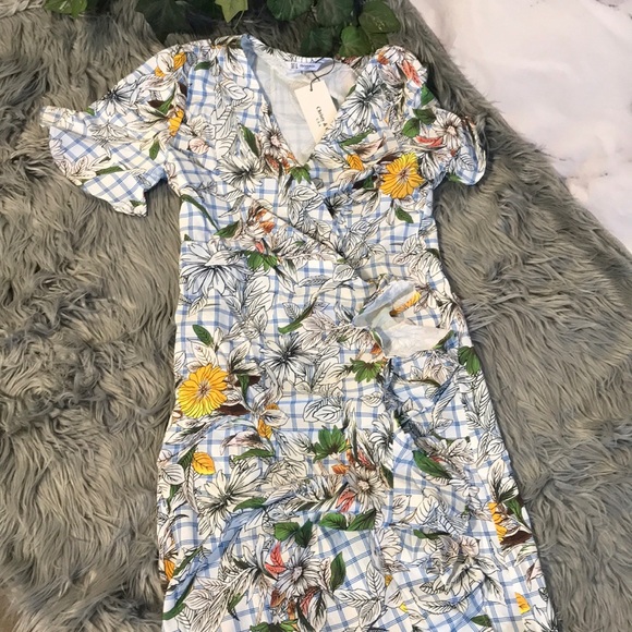 IVORY & BLUE FLORAL DRESS - Picture 8 of 8